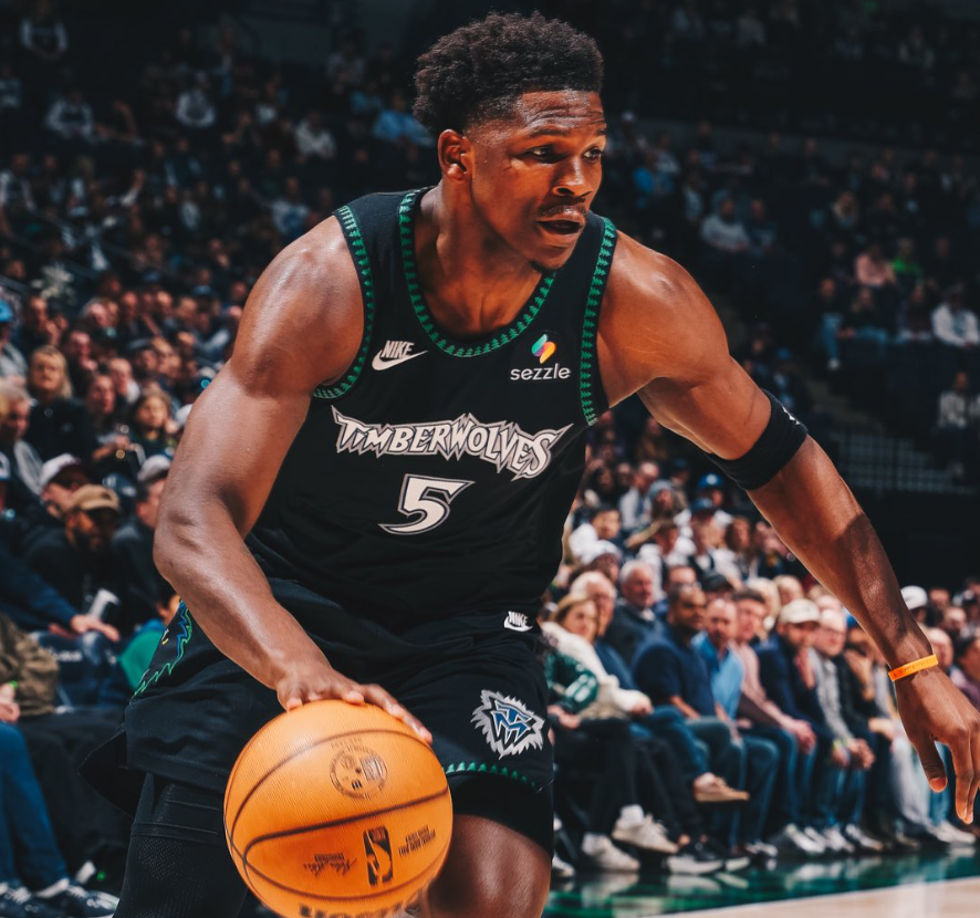 PP电子「中国」官方网站-末节13分+决胜两罚！爱德华轰41+6+5断1帽 助森林狼稳住西区第四